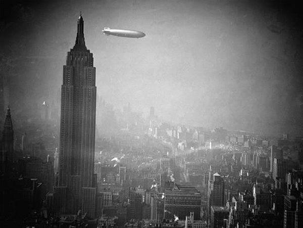 Zeppelin Hindenburg Floats Past Empire State Building - Art Print